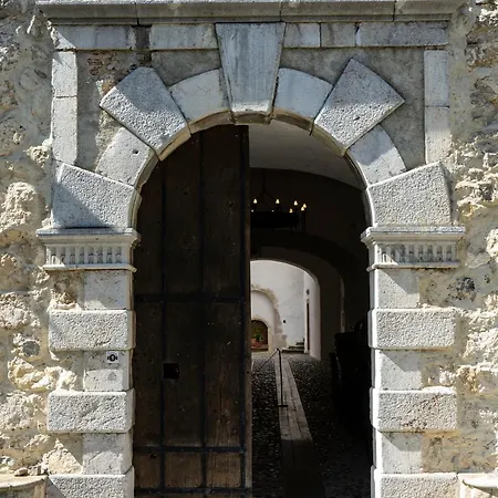 Apartmaji Na Posti *