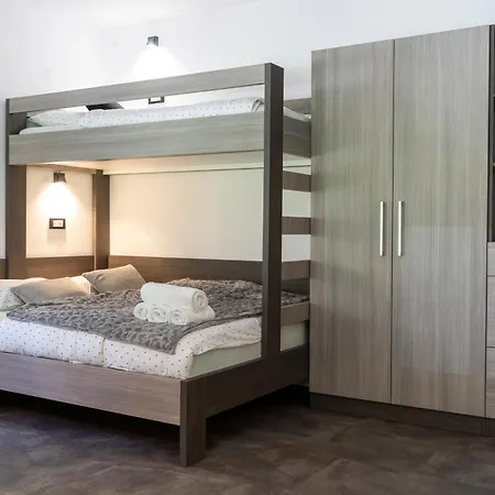 Apartmaji Na Posti Lägenhet *